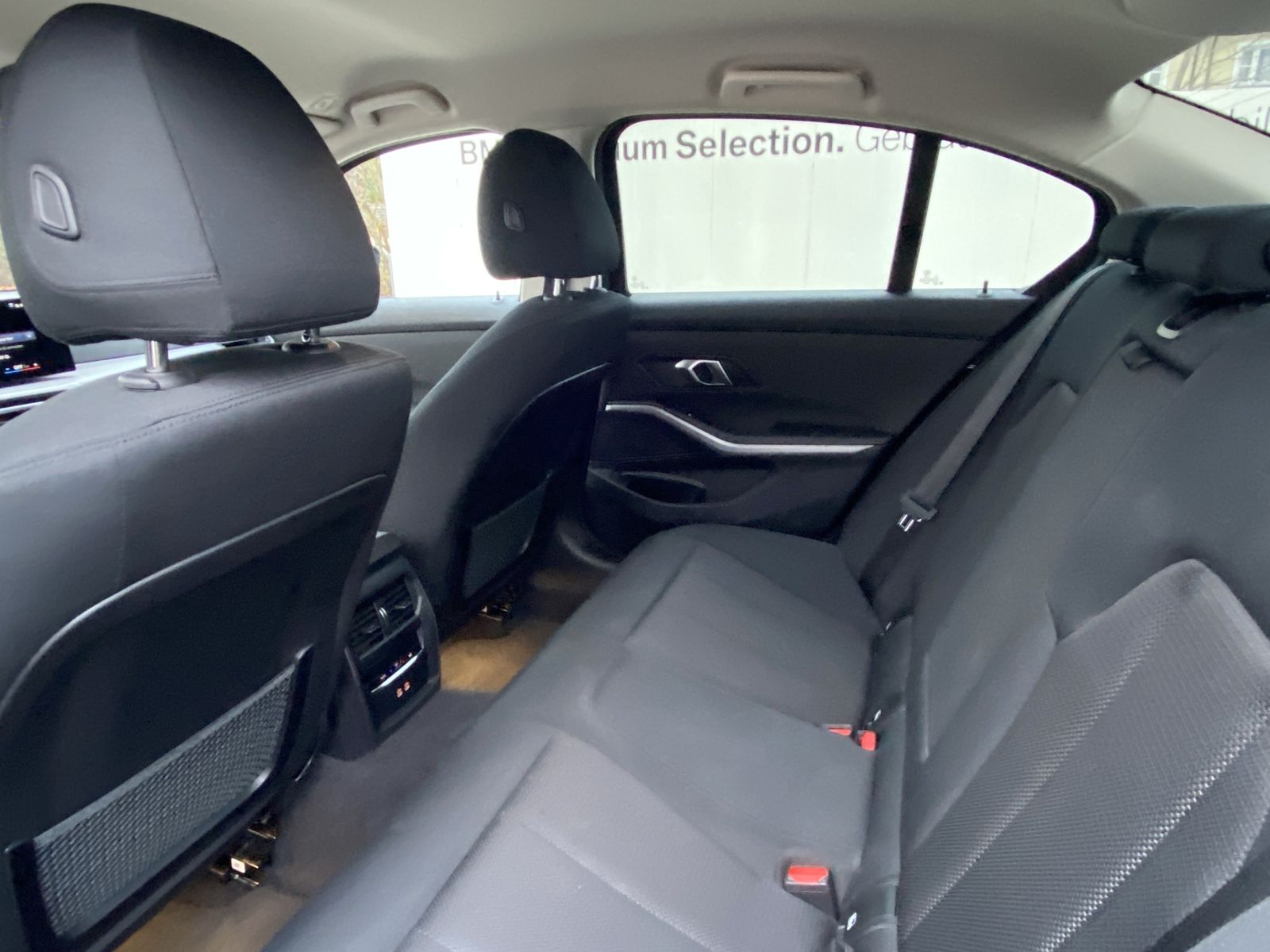 BMW 320e Limousine DAB 17LM PDC SHZ foto 8