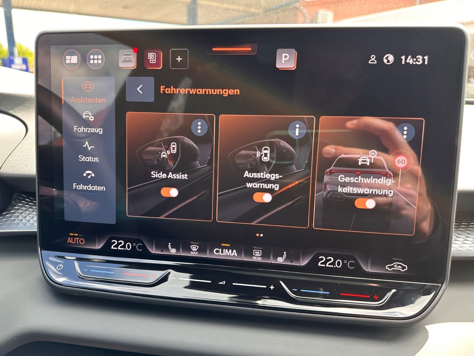 Fahrzeugabbildung CUPRA Terramar VZ 2.0 TSI 4Dr DSG Matrix/Pano/AHK/ACC