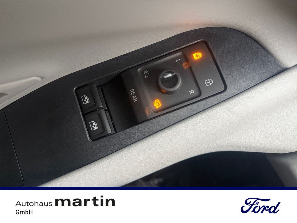 Fahrzeugabbildung Ford Capri Premium AWD Extended Range B&O MATRIX-LED