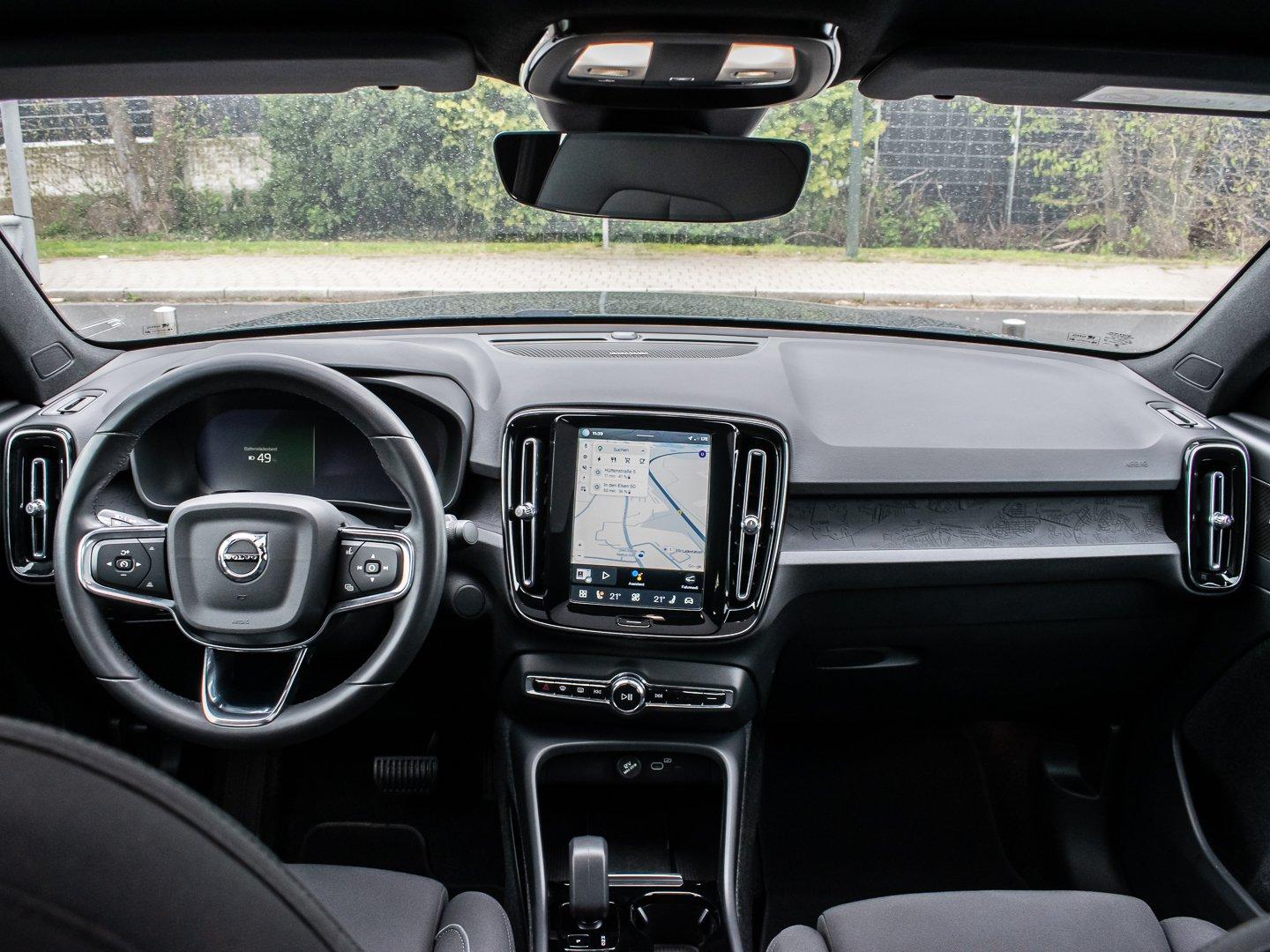 Volvo C40 Twin Motor AWD Ultimate PANO AHK 360° H&K LE, миниатюра 10