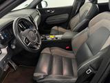 Volvo XC60 AWD R Design Head-Up Pano 360°-Navi LED - Volvo Gebrauchtwagen in Darmstadt
