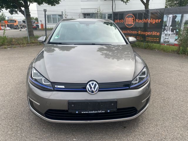 Volkswagen Golf VII Lim. e-Golf,Kam,PDC,Navi,LED