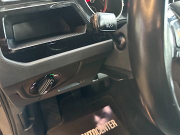 MYAUTOCENTER – Gebraucht- und Jahreswagen mit Werkstattservice in Pfaffenhofen Volkswagen Touran *7.SITZER*ACC*NAV*SZHZ*LED*ALCANTARA*
