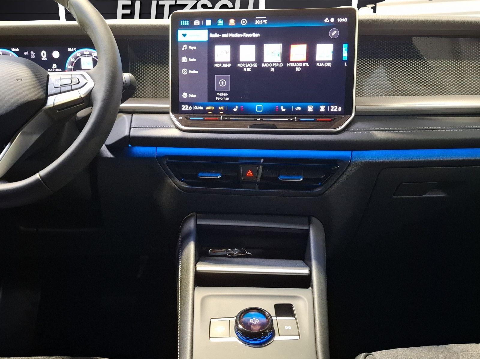 Fahrzeugabbildung Volkswagen Tayron eTSI Life DSG LED AHK Navi AID ACC RFK SH