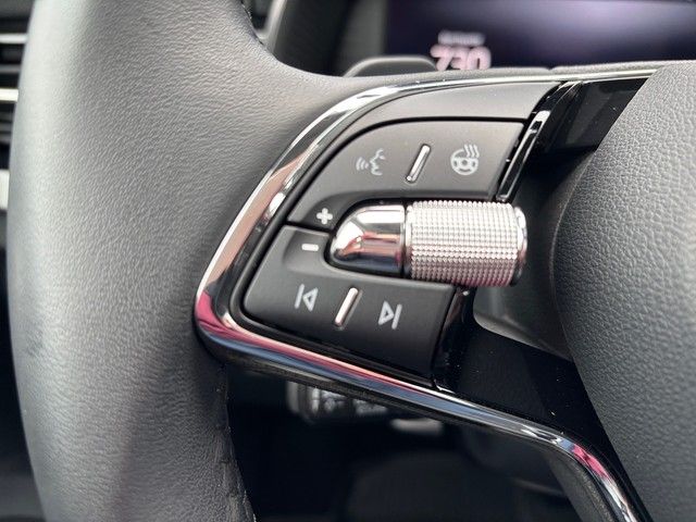 Fahrzeugabbildung SKODA Scala 1.5TSI DSG Selection +NAVI+RFK+SHZ+PDC+LED