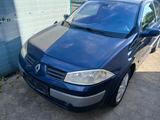 Renault megane 2 mit Tüv.  "klima" - Renault Megane aus 2004: Kombi