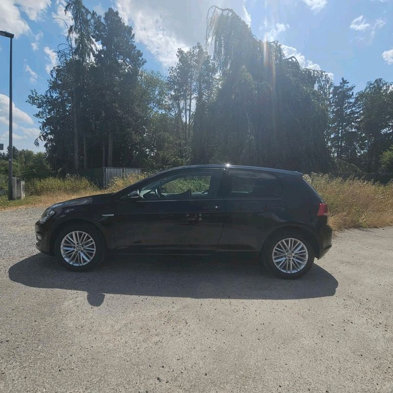 Image of Volkswagen Golf