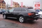 Skoda Superb Combi 2.0 TDI Style DSG Bi-Xenon Navi AHK - Skoda Superb: Schwarz, Combi
