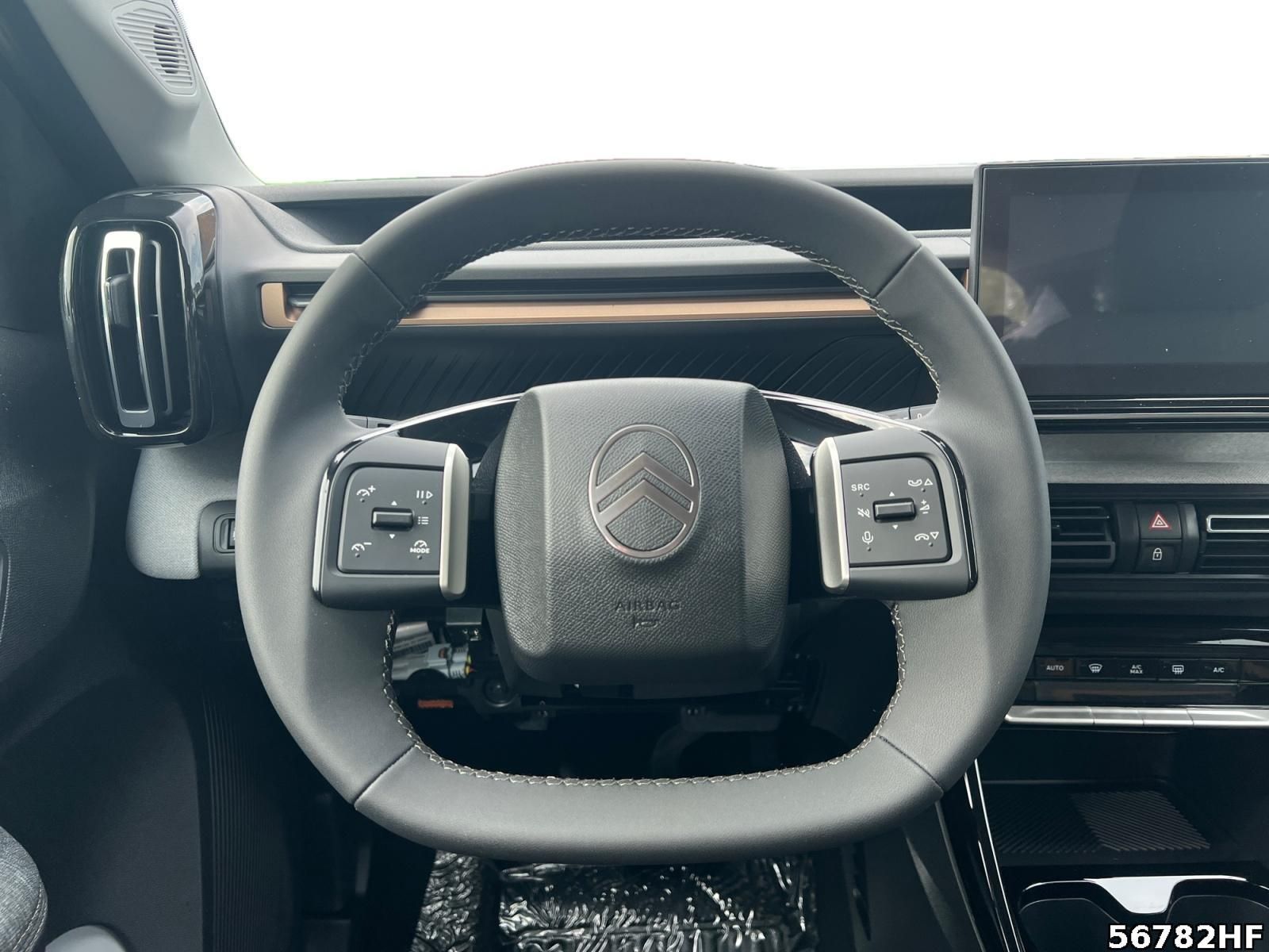 Fahrzeugabbildung Citroën C3 Aircross Plus Hybrid 145 PS AT