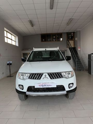 Mitsubishi L200 2.5 DI-D/136CV Cassone fisso