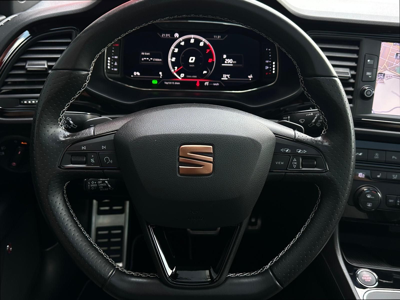 SEAT Leon ST 2.0TSI CUPRA 300 4DRIVE LED#PANO#ACC#SHZ - Image 11