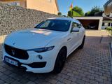 Maserati Levante Benzin 3.0 V6 316kW S 4x4 Auto S - Maserati Levante Gebrauchtwagen