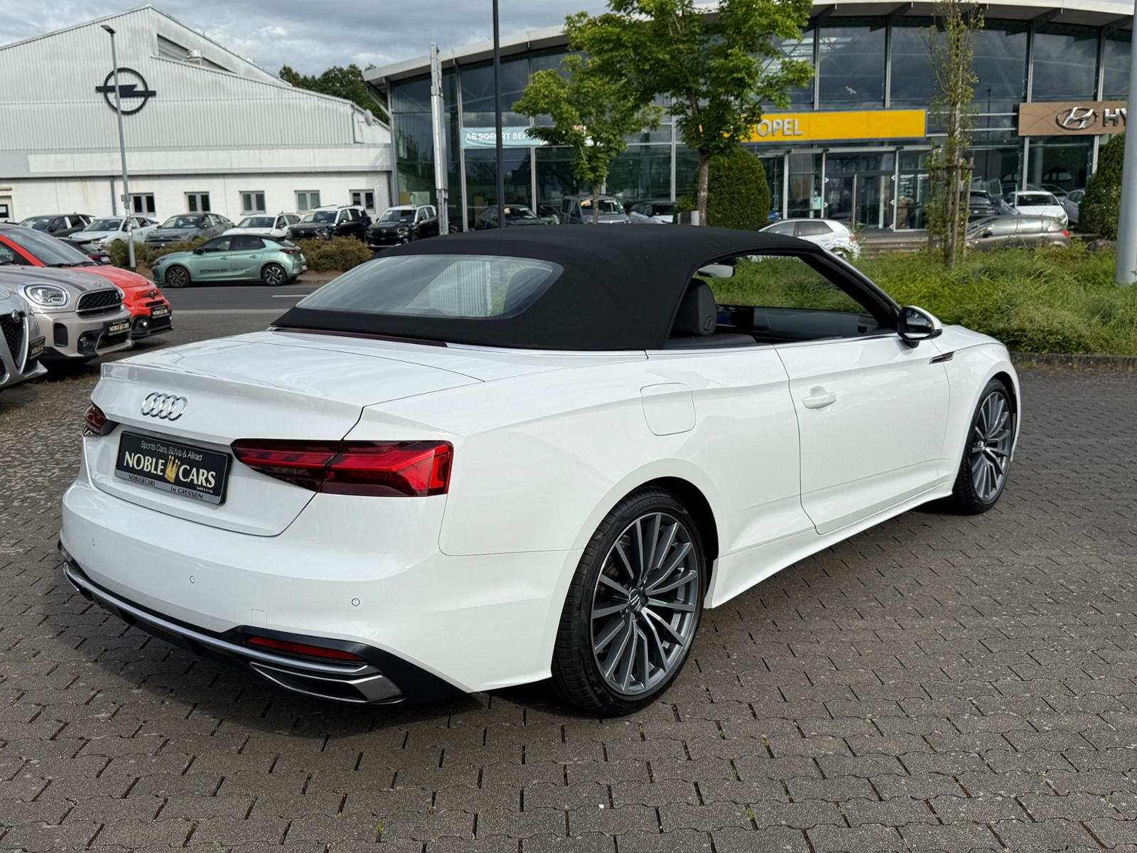 Fahrzeugabbildung Audi A5 Cabrio advanced 40 TFSI S tronic MATRIX KAM