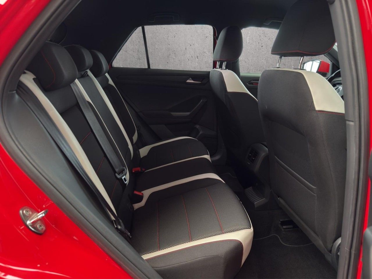 T-Roc Sport 1.5 TSI Klima Navi Einparkhilfe