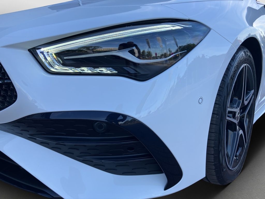Fahrzeugabbildung Mercedes-Benz CLA 250 4M SB AMG*NIGHT*PANO*KEYL*AHK*DISTR*360°