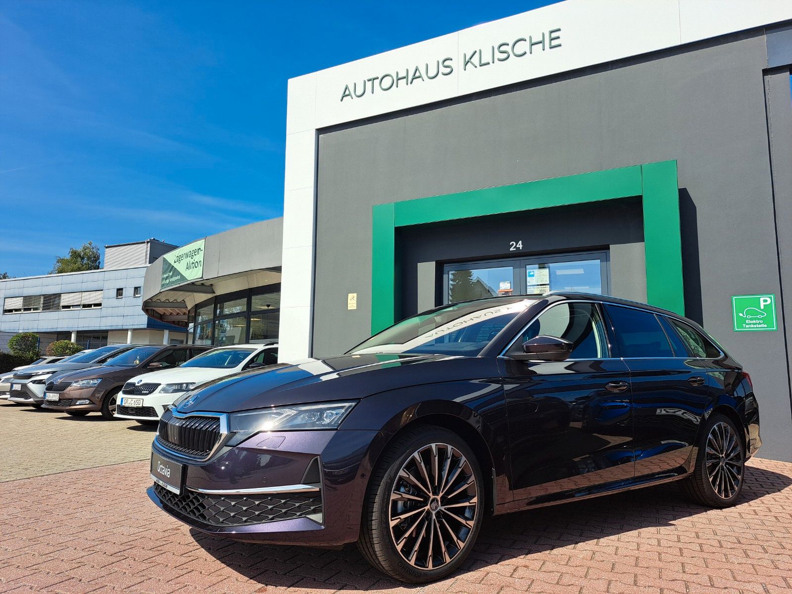 Skoda OCTAVIA Combi 2.0 TSI 150 kW 204 PS 4x4 AHK