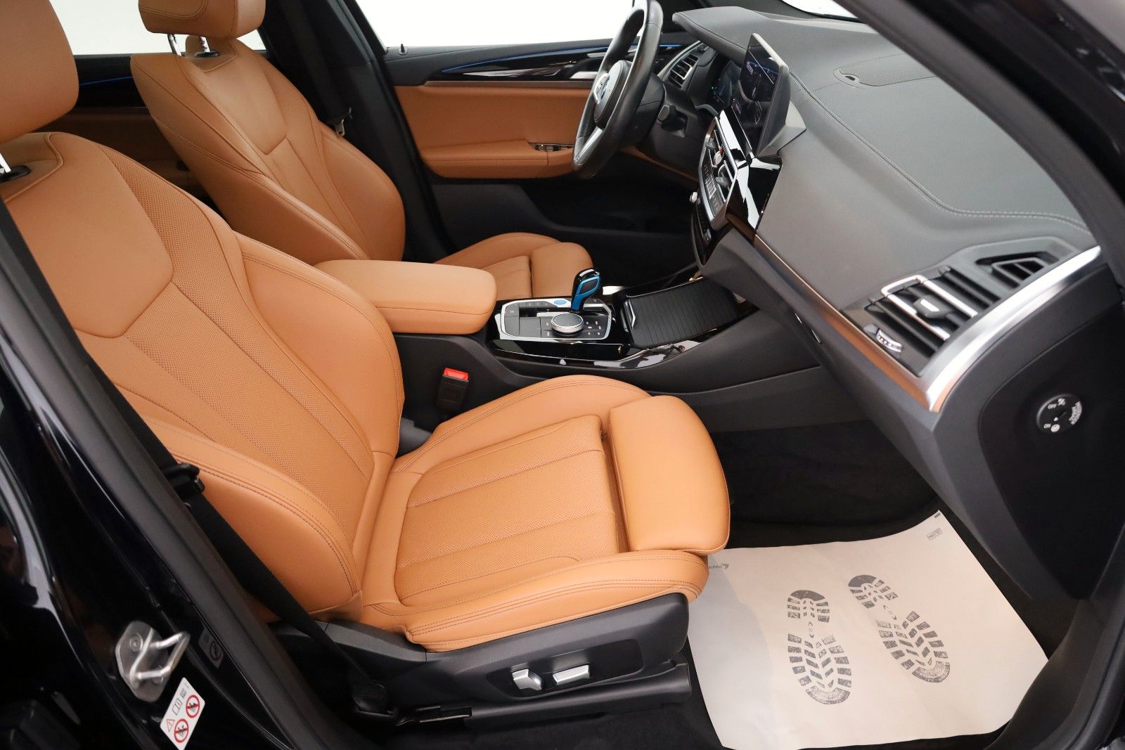 Fahrzeugabbildung BMW iX3 Inspiring/M Sport Leder,Navi,LED,Panor.,ACC