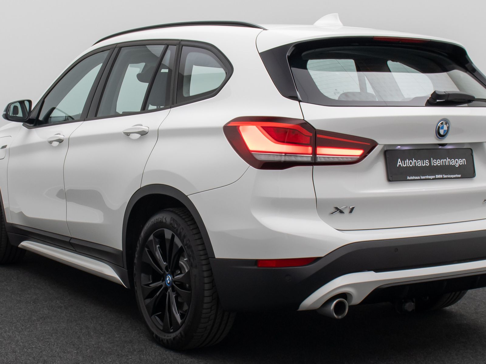 Fahrzeugabbildung BMW X1 xD25e Sport Line Kamera HUD DAB Leder 18Zoll