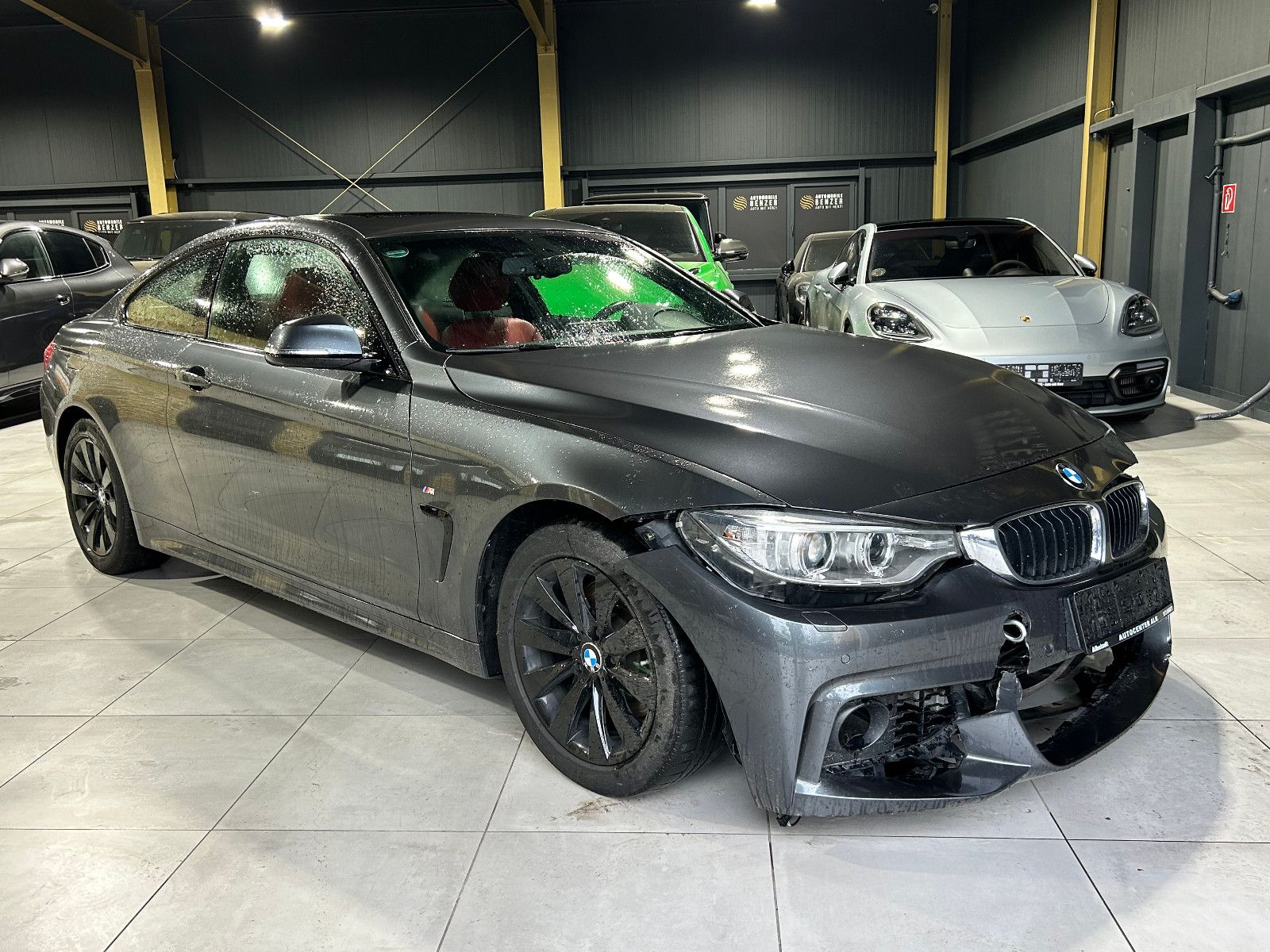 Fahrzeugabbildung BMW 428 Bau. 4 Coupe 428 i/BESCHÄDIGT/MOTORSCHADEN