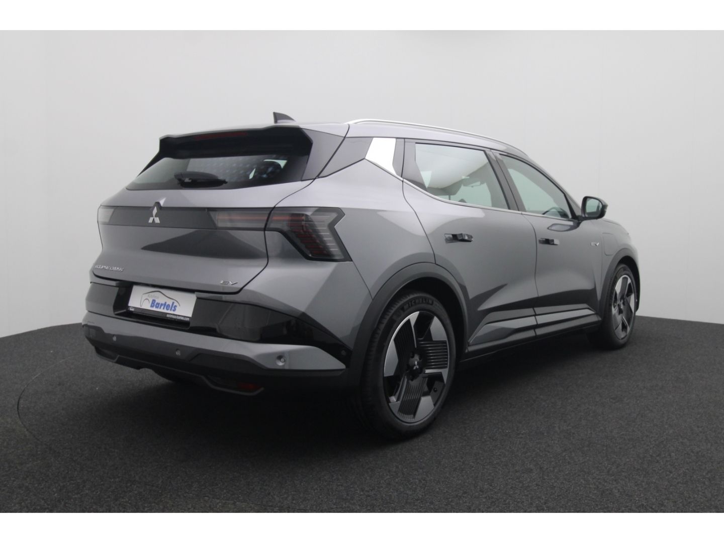 Fahrzeugabbildung Mitsubishi Eclipse Cross Diamant Plus 11 KW ACC LED SHZ