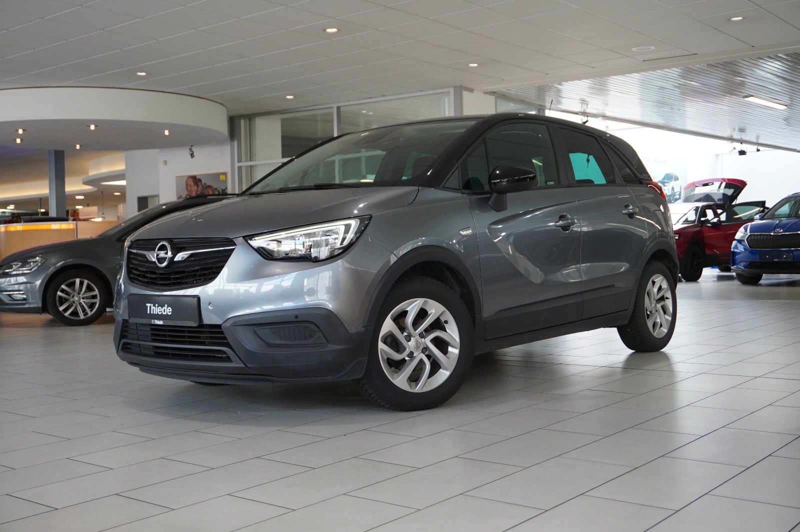 Fahrzeugabbildung Opel Crossland (X) 1.2 EDITION NAVI/LED/SHZ/PDC/TEMP.