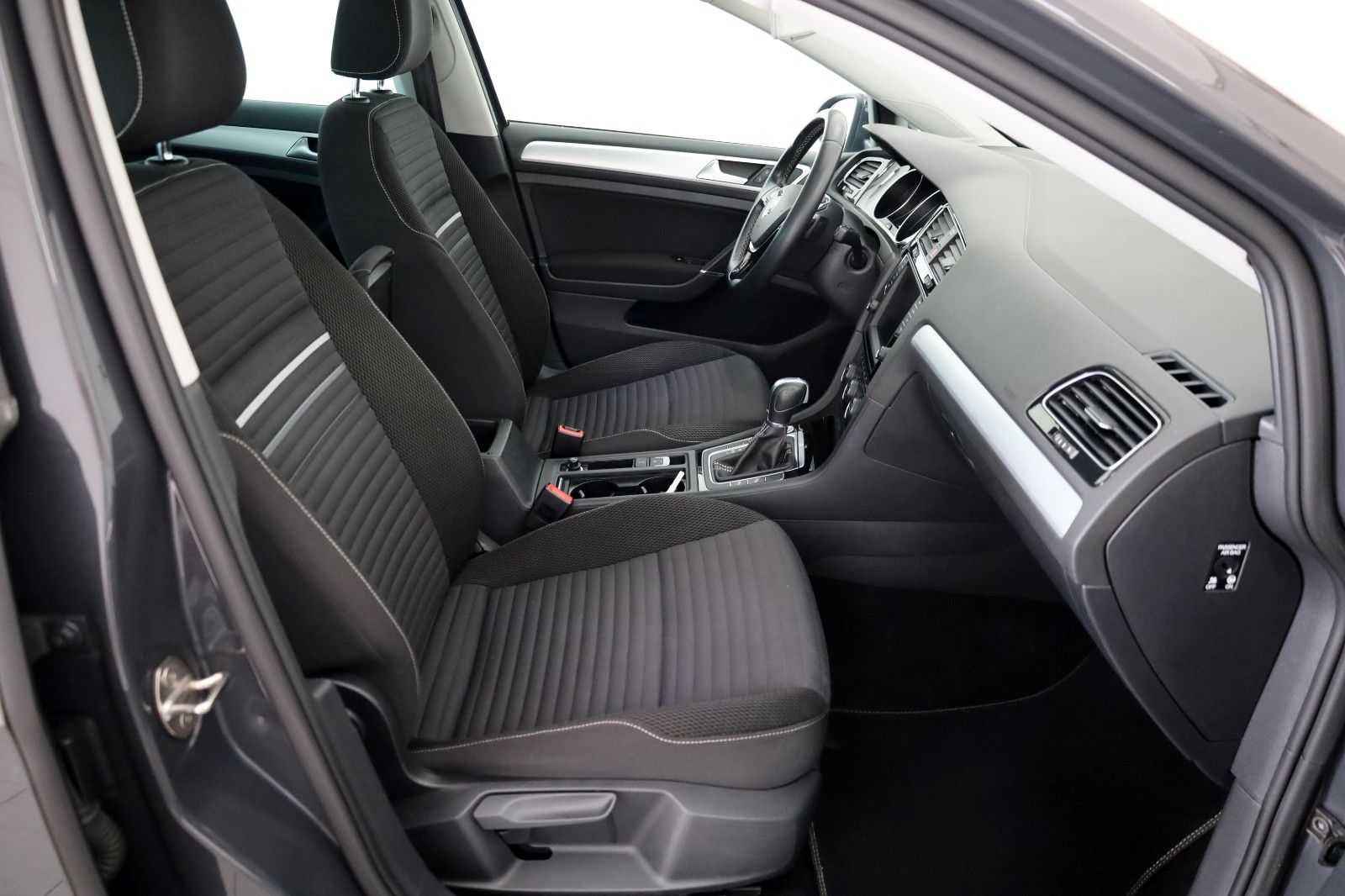 Fahrzeugabbildung Volkswagen Golf VII Variant Cup BMT Navi,Kamera,SH,Panorama