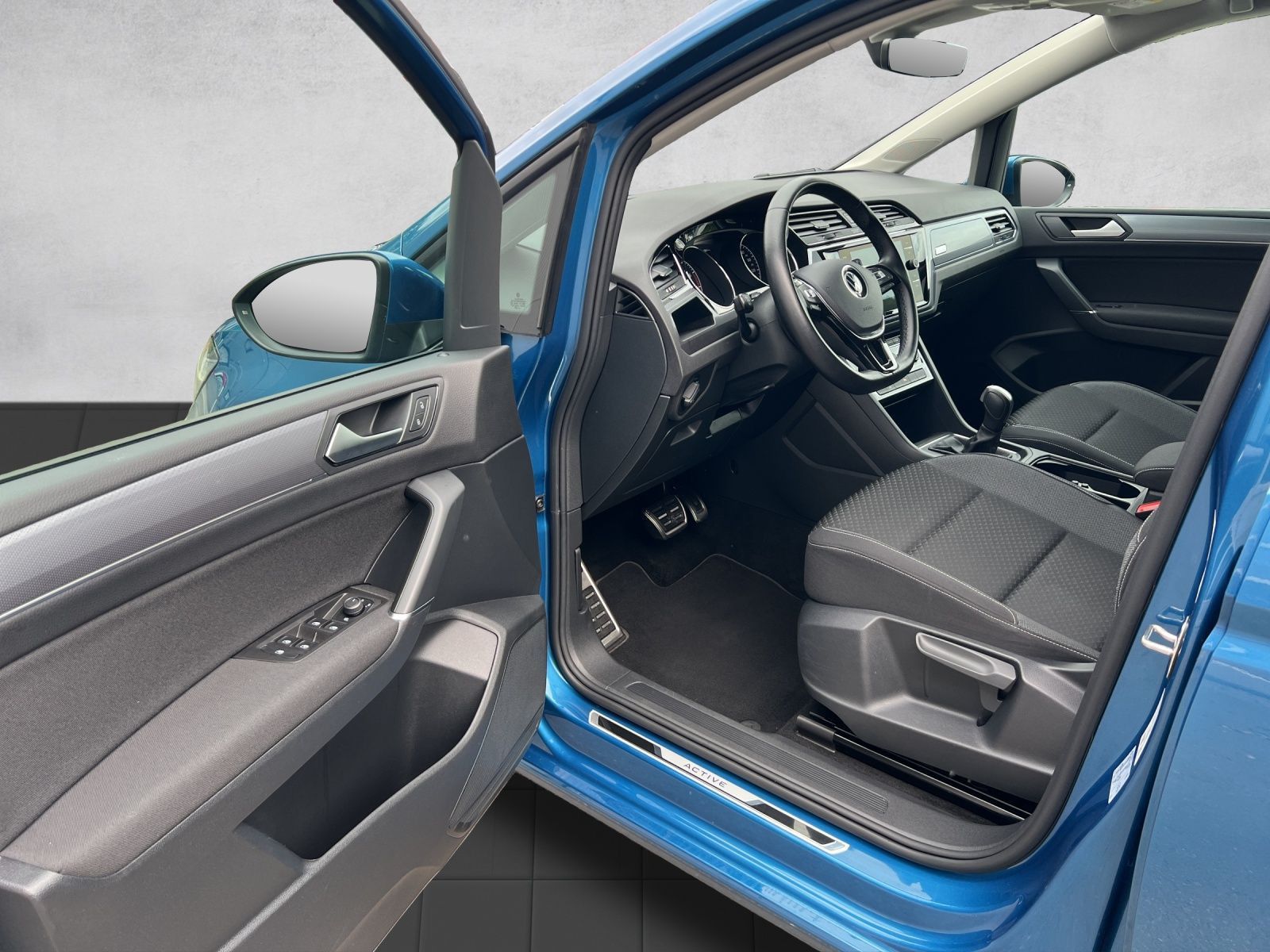 Touran Active 1.5 TSI DSG Navi*ACC*7-Sitzer
