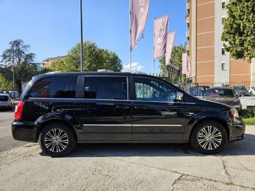 Lancia Voyager - 3