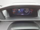 Peugeot 2008 GT HYBRID 136 e-DSC6 Sicht-, Navi- und Fahr - Peugeot 2008 mit Benzin-Antrieb: Automatik