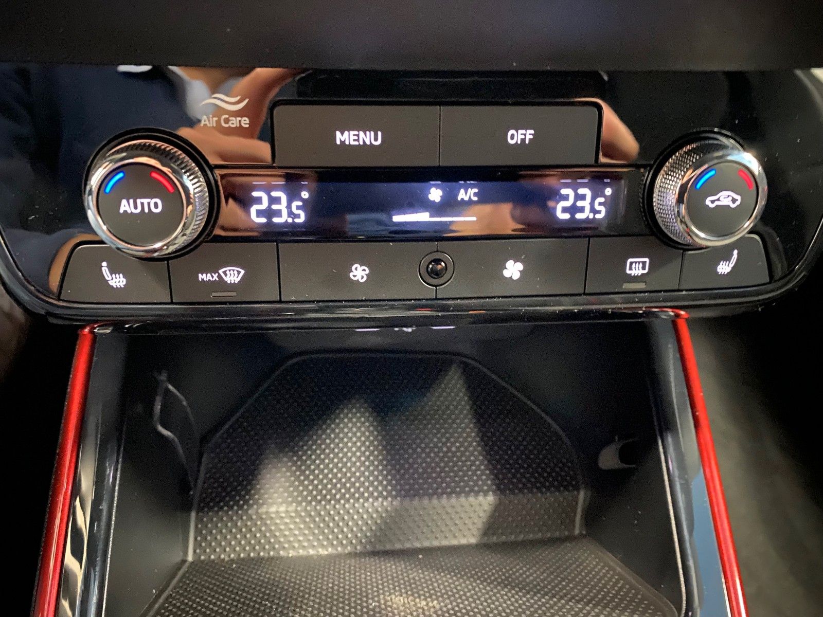 Fahrzeugabbildung SKODA Fabia 1.0l TSI DSG Monte Carlo+2030 GARANTIE+ACC