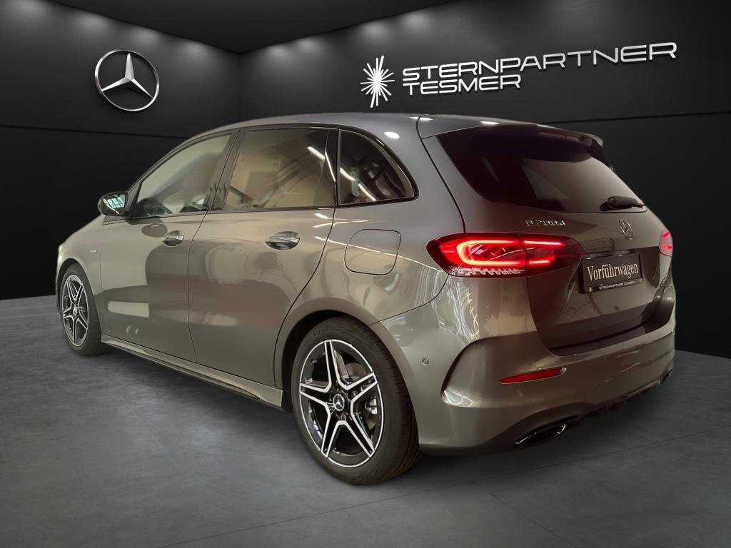Mercedes-Benz B 200 d AMG+MBUX+Night+Ambiente+Mbeam+CarPlay
