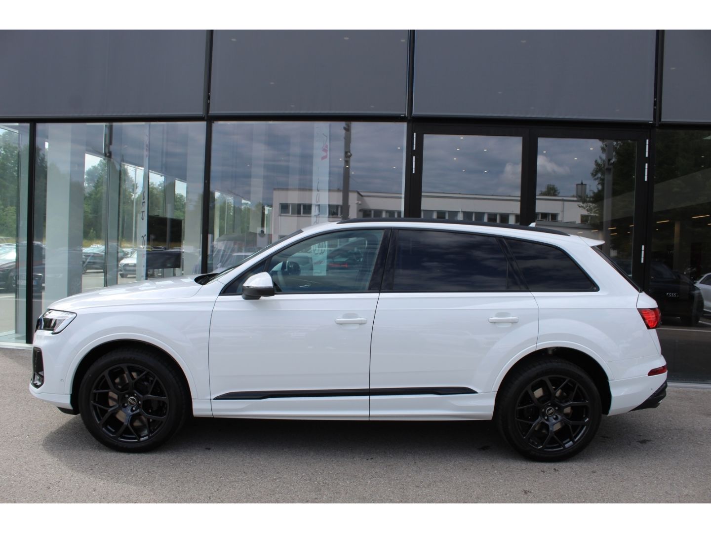 SQ7 4.0TFSI qu.Tiptr.- S-Sitze*Carbon*Pano*B&O!!