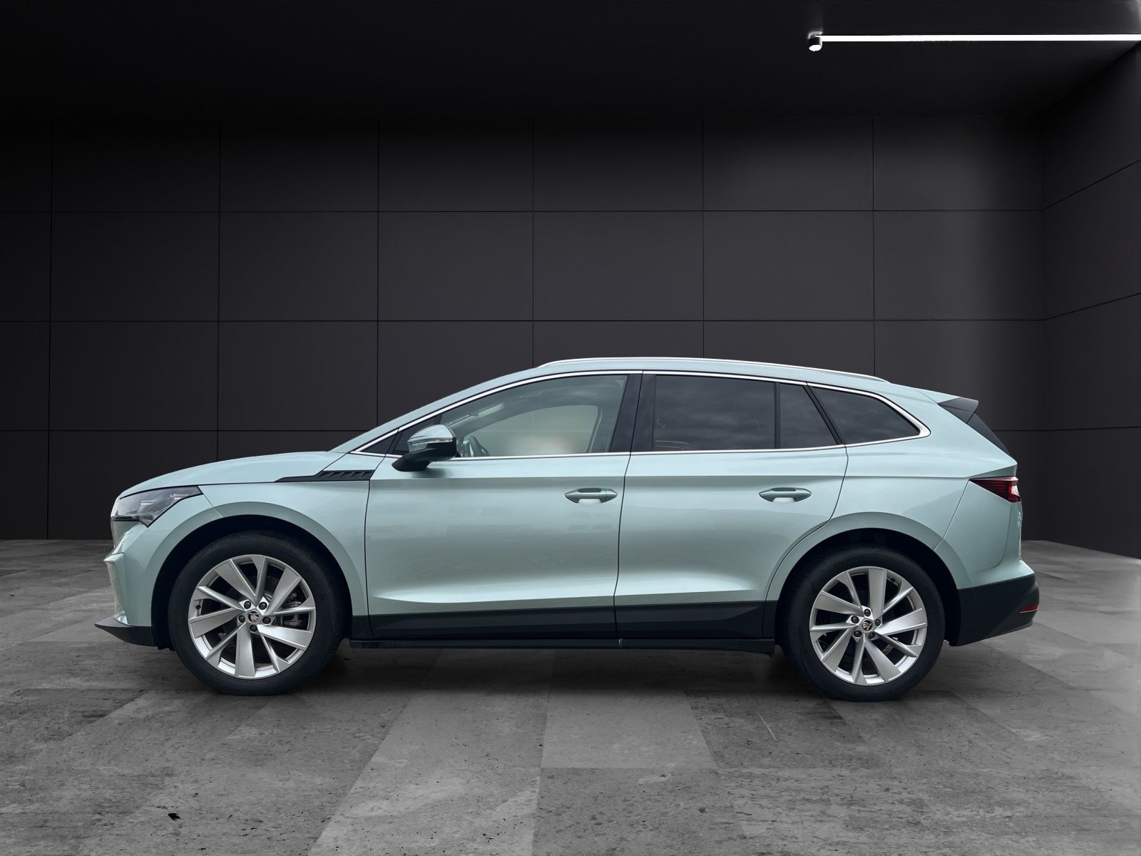 Fahrzeugabbildung SKODA Enyaq 60 Lodge Matrix Navi Wäpu ACC RFK SH 20"