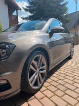 Volkswagen Golf 1.4 TSI 92kW BlueMotion R-Line - Volkswagen Golf: Bluemotion