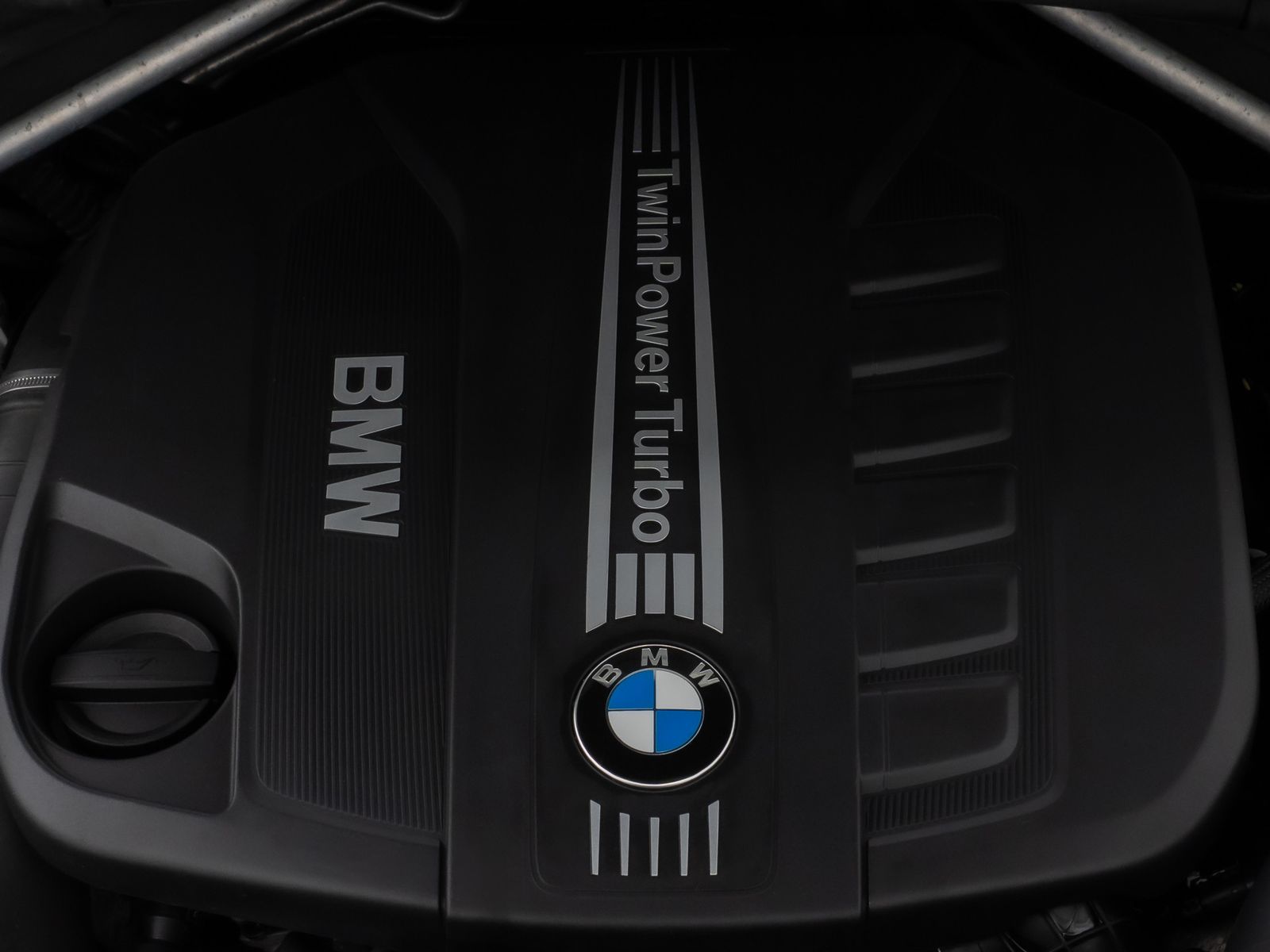 Fahrzeugabbildung BMW X5 xD40d M Sport HUD H/K SoftCL Komfort AHK Alar