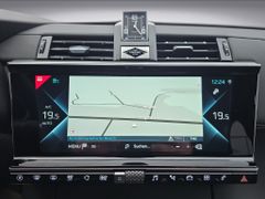 Fahrzeugabbildung DS Automobiles DS 7 Crossback E-Tense 225 Rivoli
