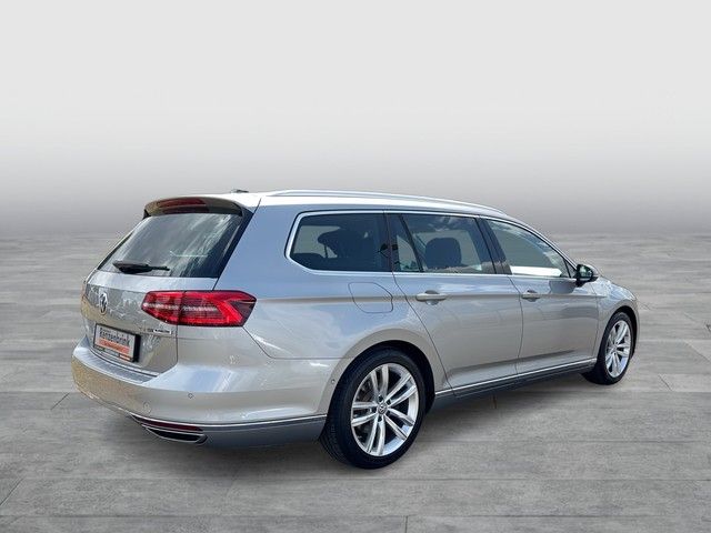 Passat Variant R-Line 2.0 TSI 360°AHK KESSY ACC