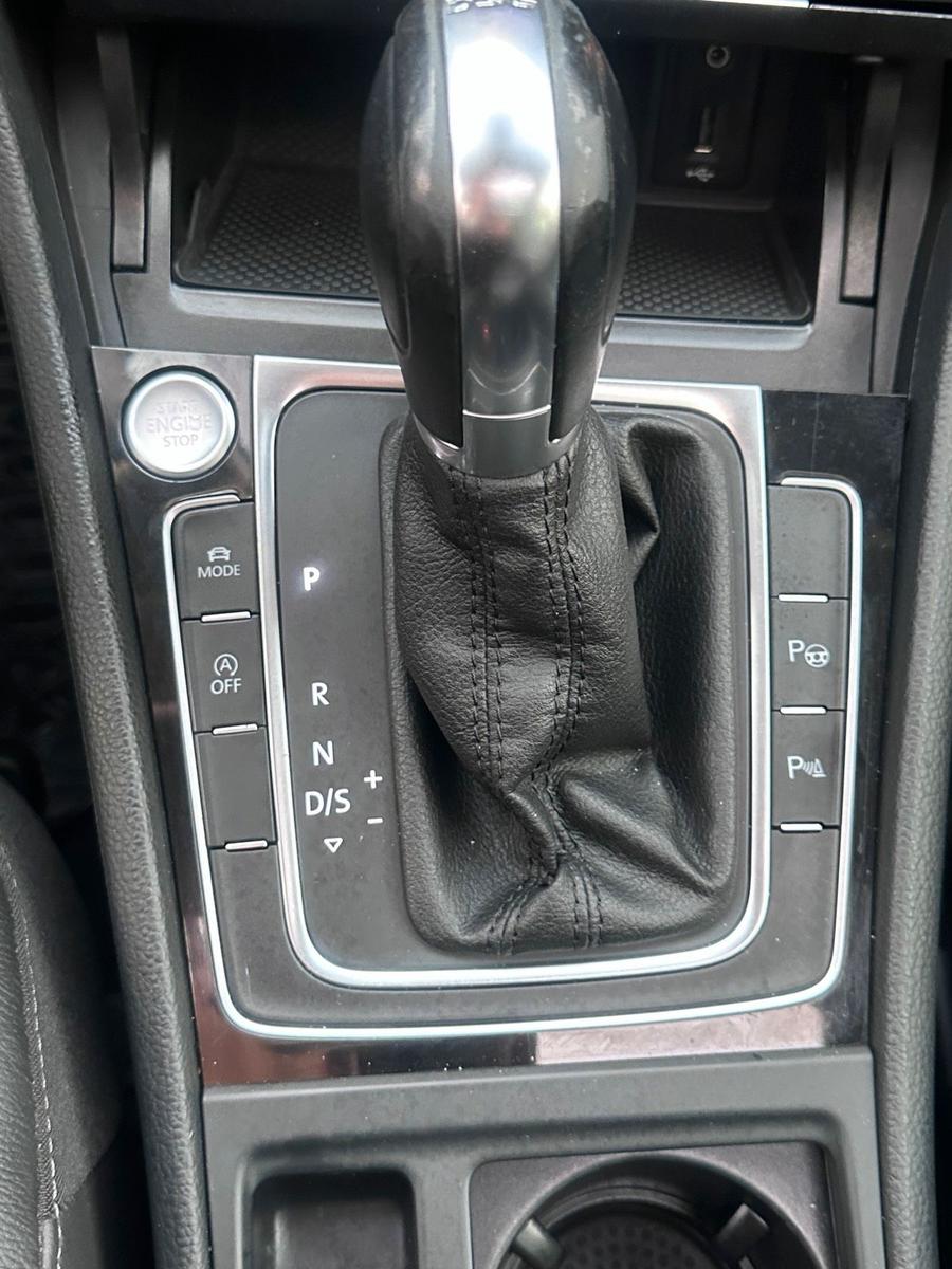 Volkswagen Golf 2013 — photo 8
