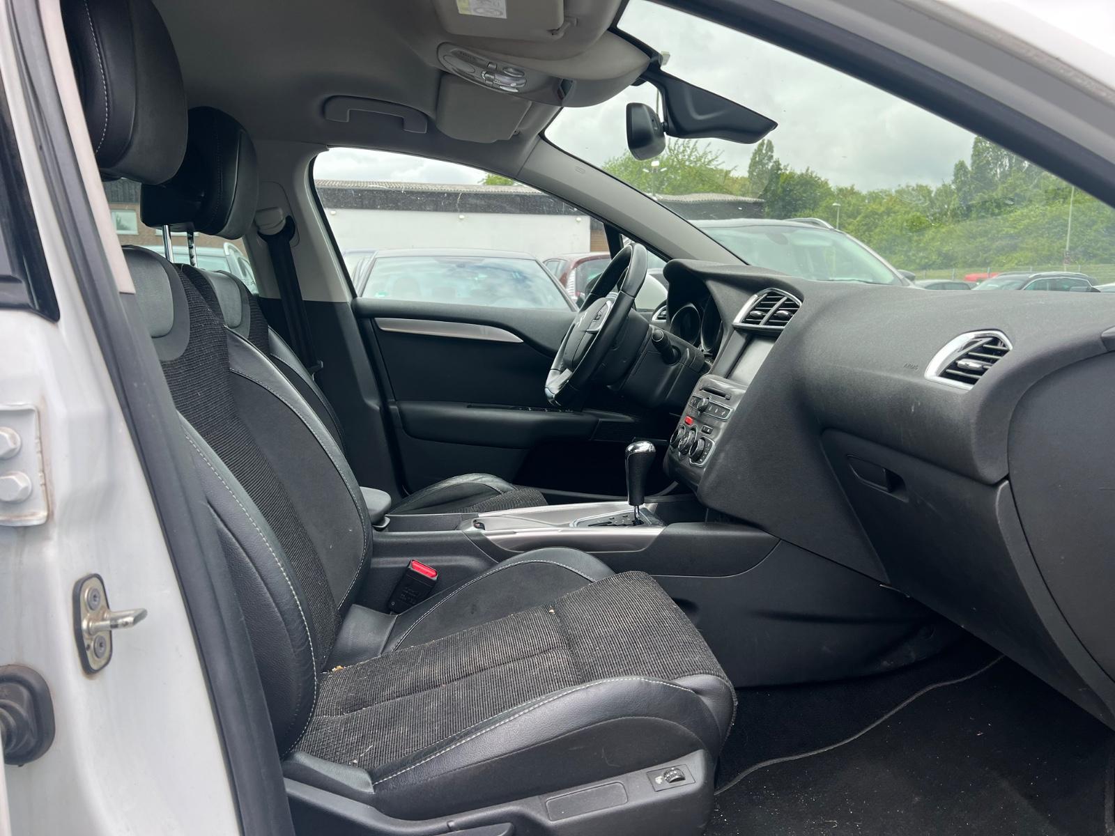 Citroën C4 1.2i AUTOMATIK MIT ERST 88TKM!