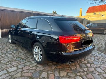 Audi A6 - 4