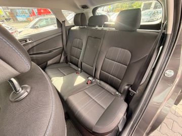 Hyundai TUCSON - 12