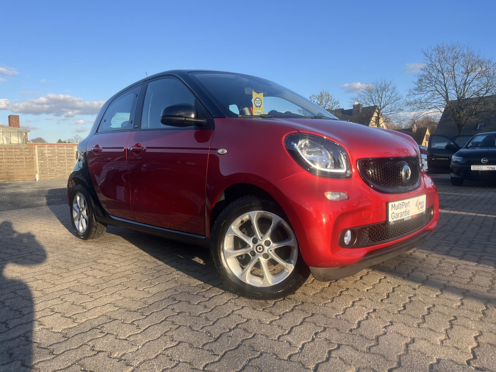 Smart ForFour PASSION/PDC/SHZ/AC-AUTO/NAVI/2.HD/80TKM