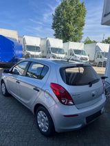 Hyundai i20 1.2 FIFA World Cup EDITION FIFA World Cu... - Hyundai i20: Fifa World Cup Edition