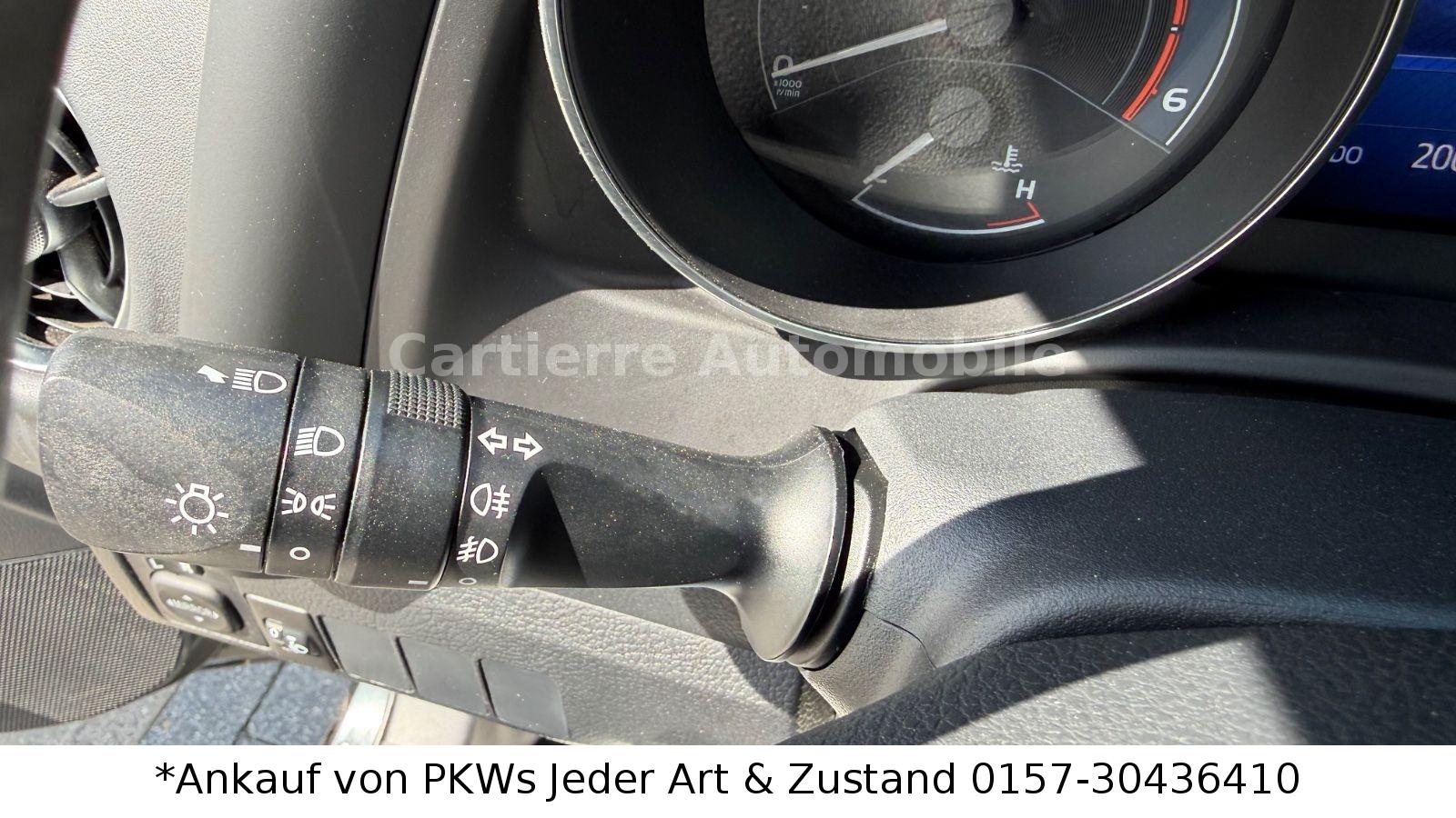 Toyota Auris 2015 — photo 28