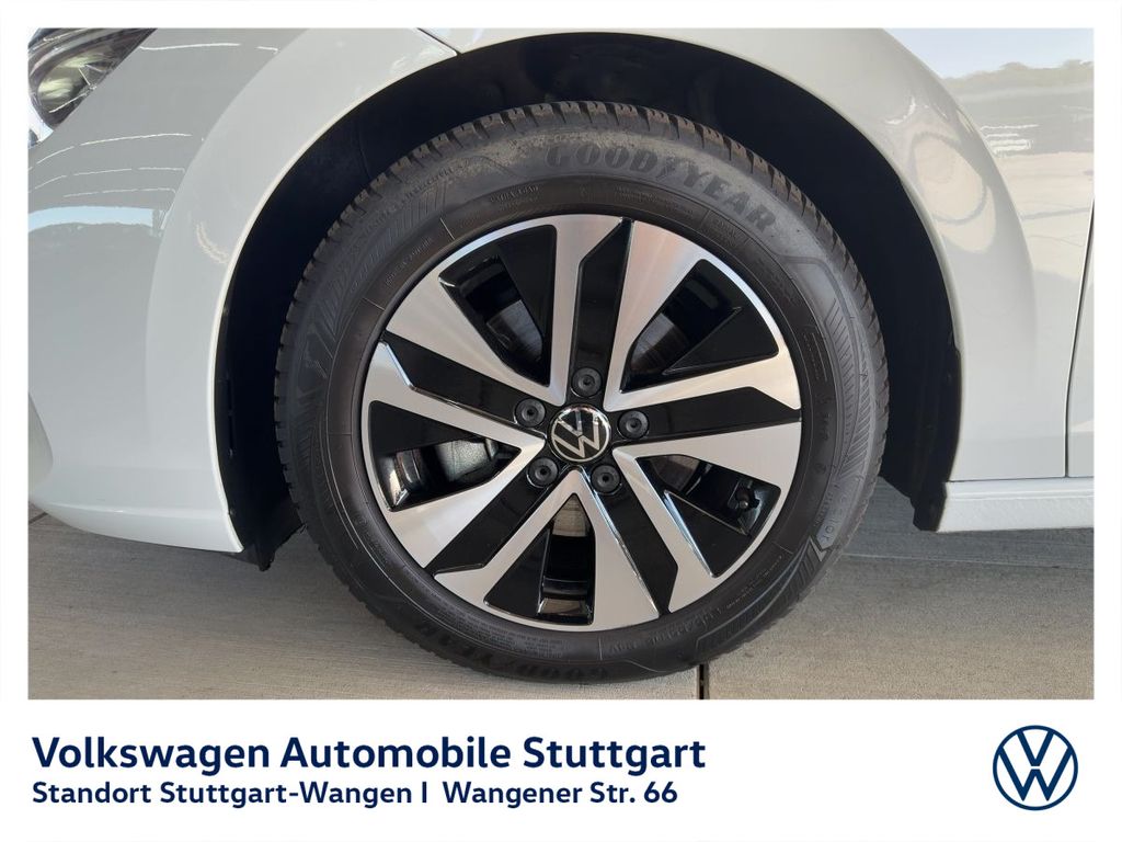 VOLKSWAGEN Golf 2026