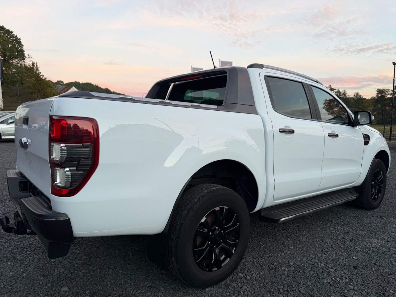 FORD Ranger Wildtrak Doppelkabine 4x4/LED/TEMPO – Foto 8