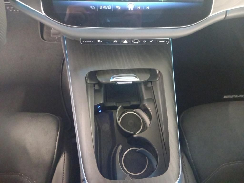 Fahrzeugabbildung Mercedes-Benz E 220 d T AMG*Night*Pano-Dach*Distr*PDC*360°*AHK