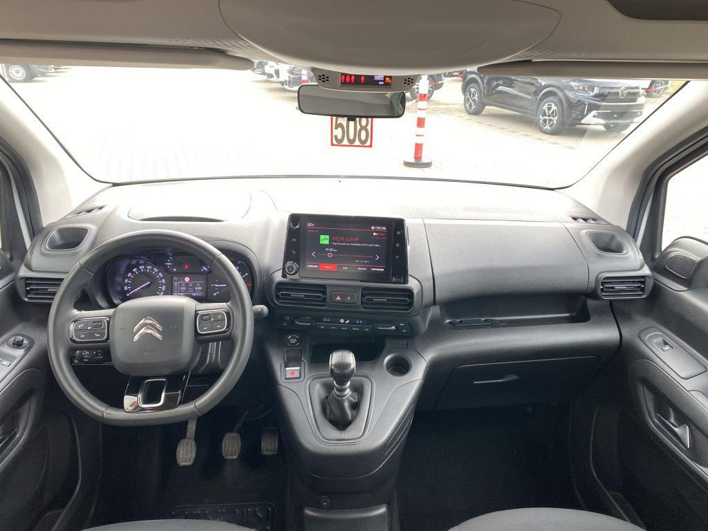 Citroën Berlingo M PureTech 110 FEEL *Keyless*PDC*8Zoll*