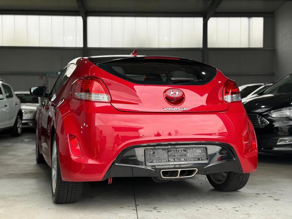 Hyundai Veloster