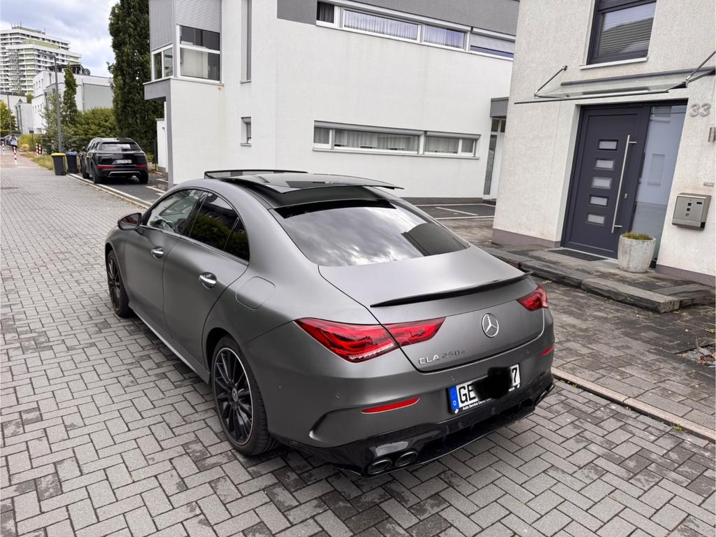 Mercedes-Benz CLA 250